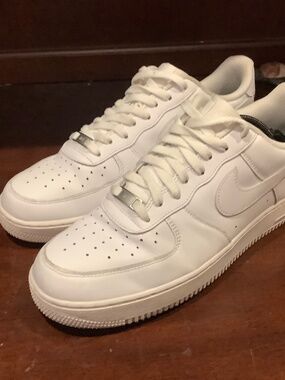 White AF1 Size 11.5M